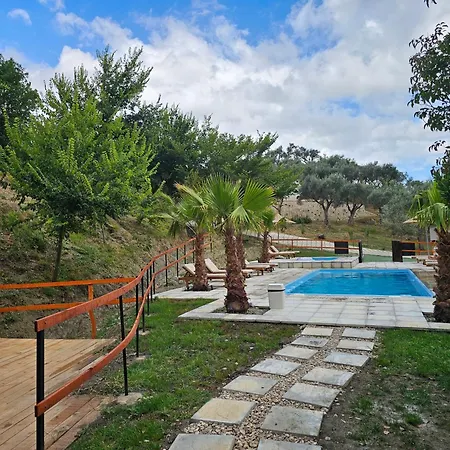 3 At Mali Κρούγια