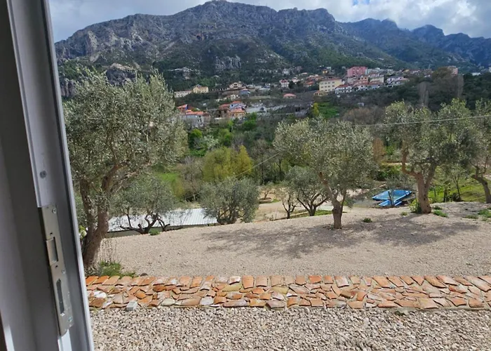 山林小屋 3 At Mali *